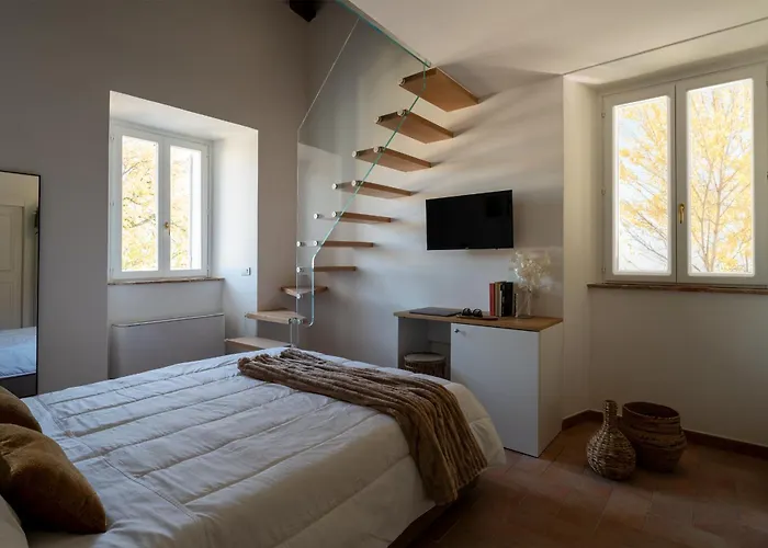 Casale Magrini Foligno ゲストハウス 4*
