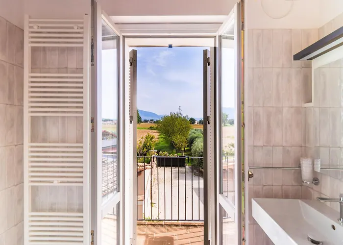 Casale Magrini Foligno ゲストハウス Fiamenga